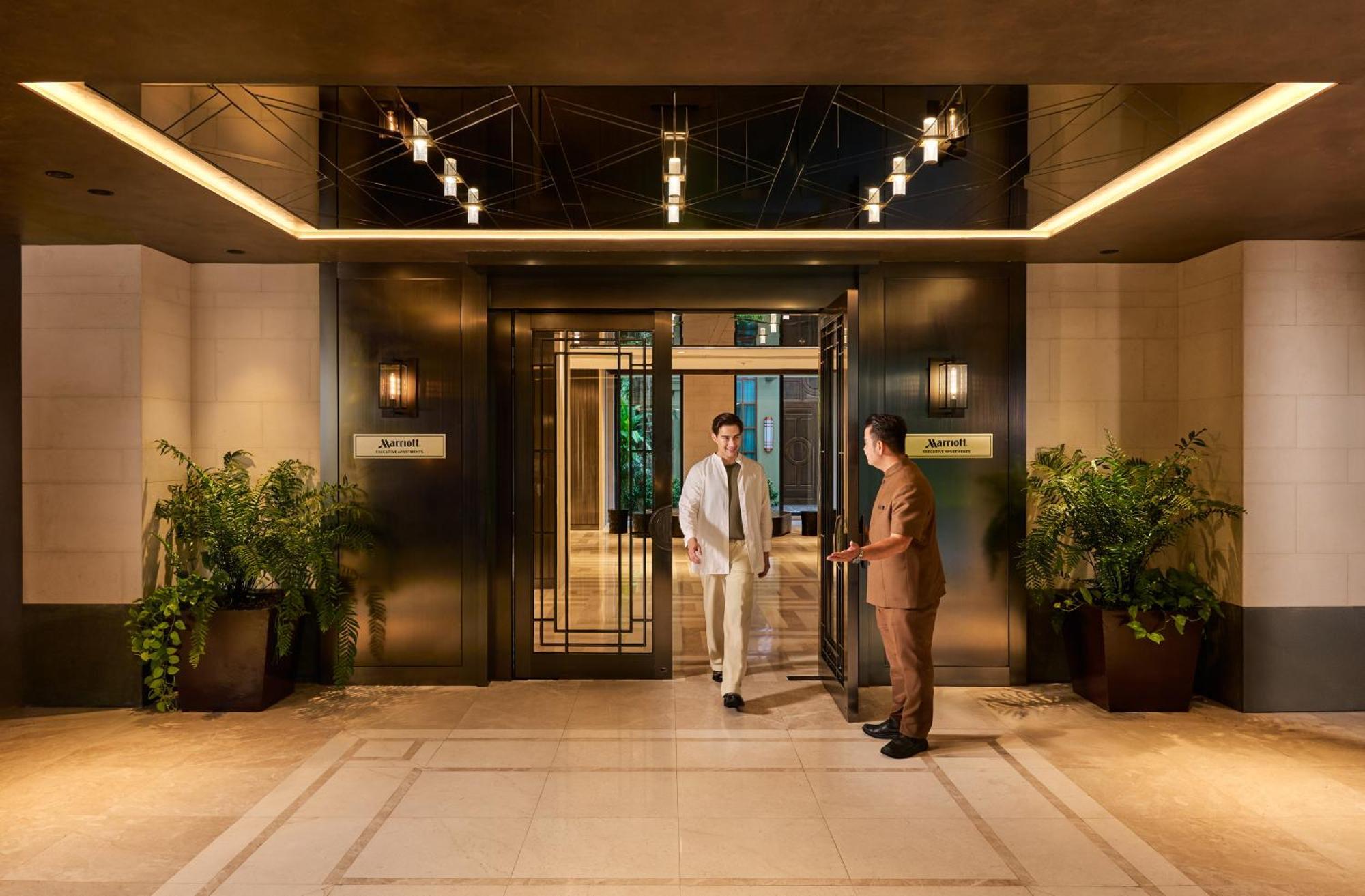 Marriott Executive Apartments, Bangkok Townhall Sukhumvit Zewnętrze zdjęcie